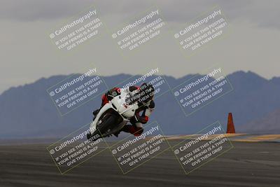 media/Jan-15-2023-SoCal Trackdays (Sun) [[c1237a034a]]/Turn 9 (2pm)/